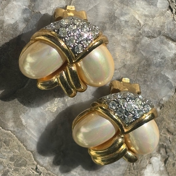 Vogue Bijoux Jewelry - Vintage Vogue Bijoux '80s Vintage Clip On Earrings Pavé Rhinestones